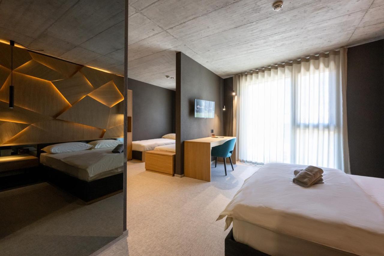 6532 Smart Hotel - Self Check-In Arbedo-Castione Extérieur photo